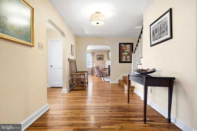 3 BRIAR RD, Wayne, PA 19087