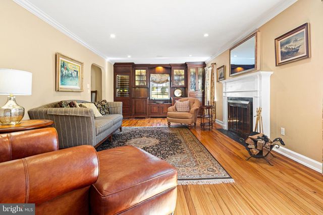 3 BRIAR RD, Wayne, PA 19087