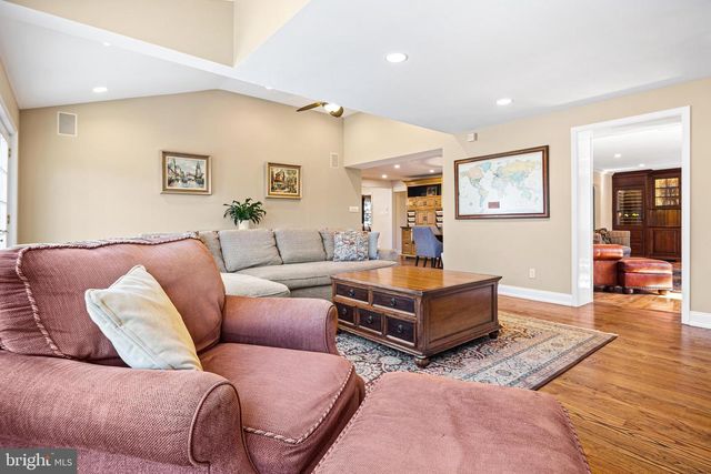 3 BRIAR RD, Wayne, PA 19087