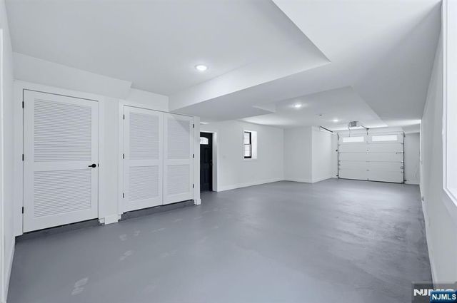 749 11th Street, Newark, NJ 07103