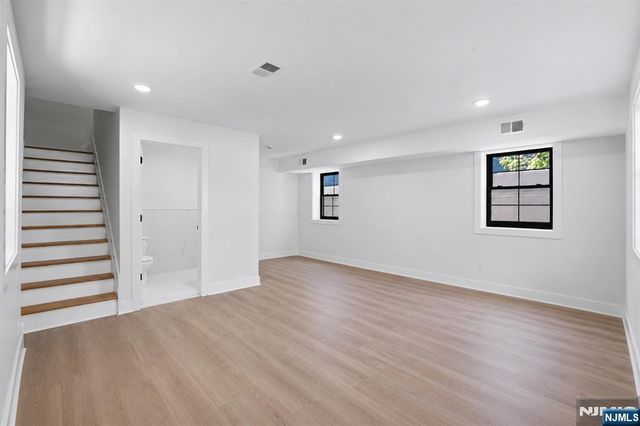 749 11th Street, Newark, NJ 07103