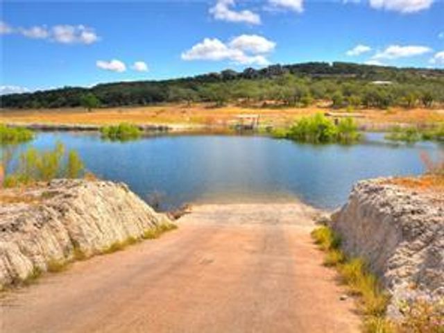 4115 NOON DAY CV, Spicewood, TX 78669