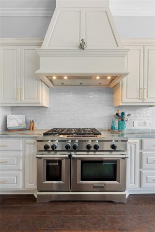 4115 NOON DAY CV, Spicewood, TX 78669