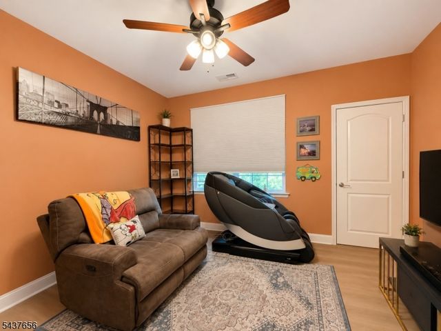 5318 Sanctuary Blvd 5318, Riverdale Boro, NJ 07457