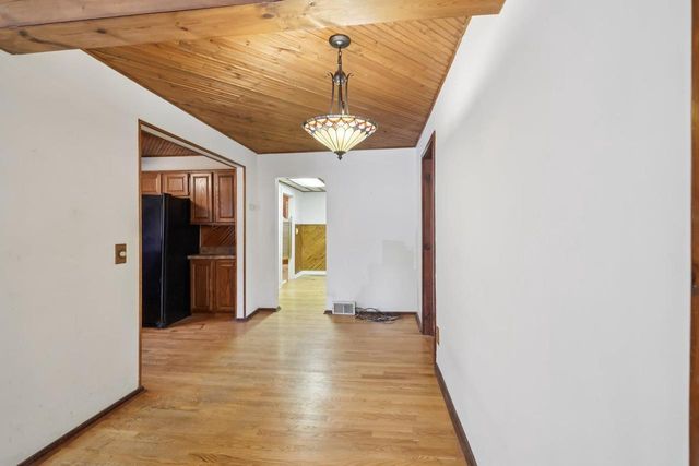 1100 Pflaum Road, Madison, WI 53716