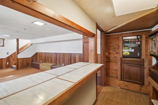 1100 Pflaum Road, Madison, WI 53716