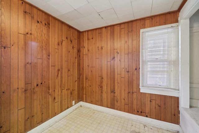 1100 Pflaum Road, Madison, WI 53716