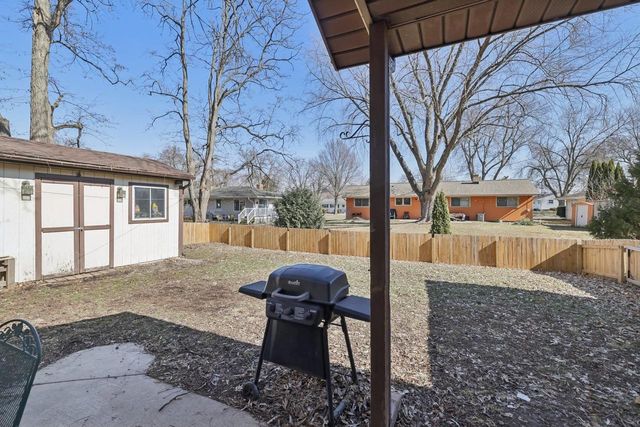 1100 Pflaum Road, Madison, WI 53716