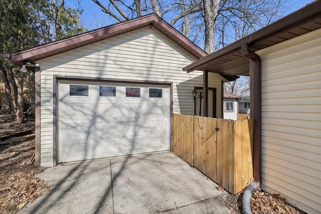 1100 Pflaum Road, Madison, WI 53716