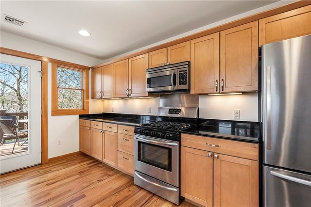 803 N Highland Avenue, Fayetteville, AR 72701