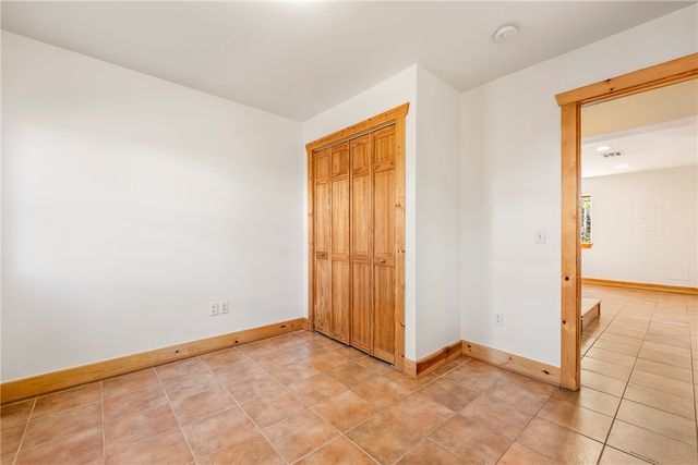 803 N Highland Avenue, Fayetteville, AR 72701