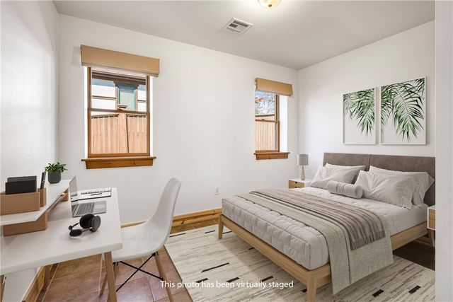 803 N Highland Avenue, Fayetteville, AR 72701