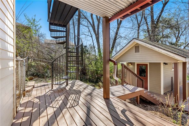 803 N Highland Avenue, Fayetteville, AR 72701