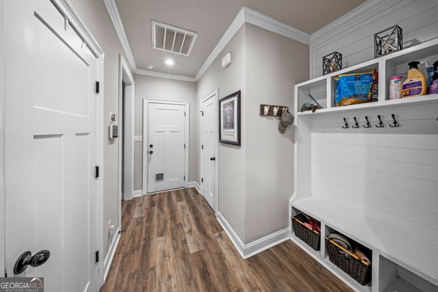 11 Walton Way Drive, Nashville, GA 31639