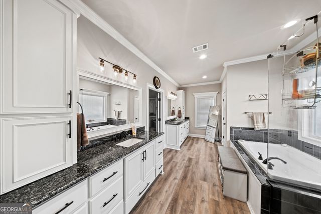 11 Walton Way Drive, Nashville, GA 31639