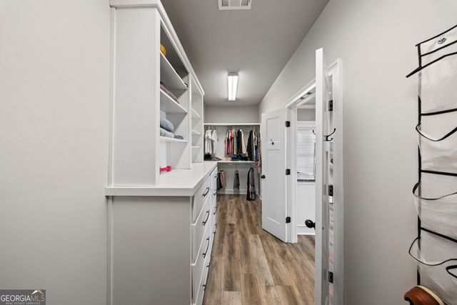 11 Walton Way Drive, Nashville, GA 31639