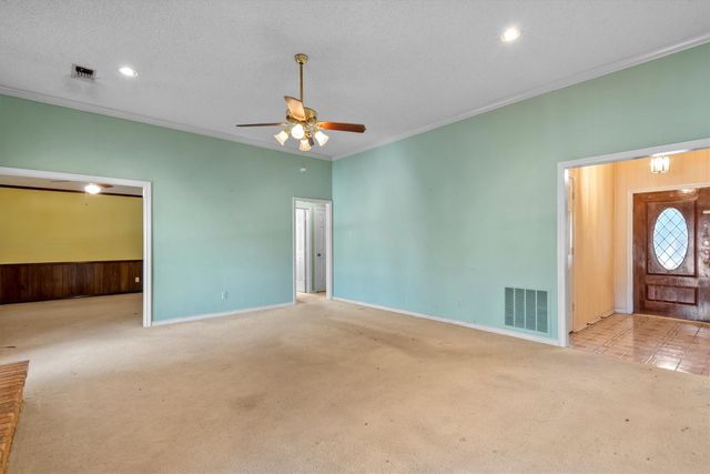 1331 Briarmeade Drive, Duncanville, TX 75137