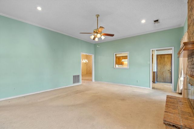 1331 Briarmeade Drive, Duncanville, TX 75137