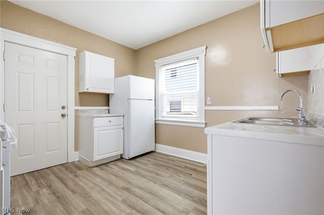 4324 Ardmore Avenue, Cleveland, OH 44109