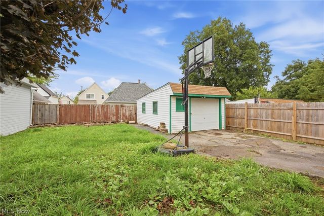4324 Ardmore Avenue, Cleveland, OH 44109