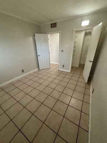 1301 N 12th Court 12a, Hollywood, FL 33019