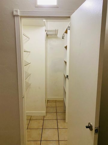 1301 N 12th Court 12a, Hollywood, FL 33019