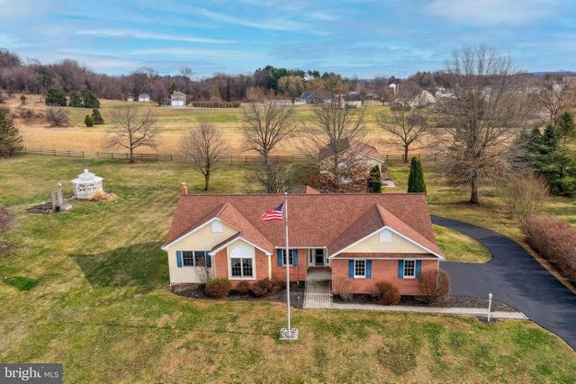 596 BEINHOWER RD, Etters, PA 17319