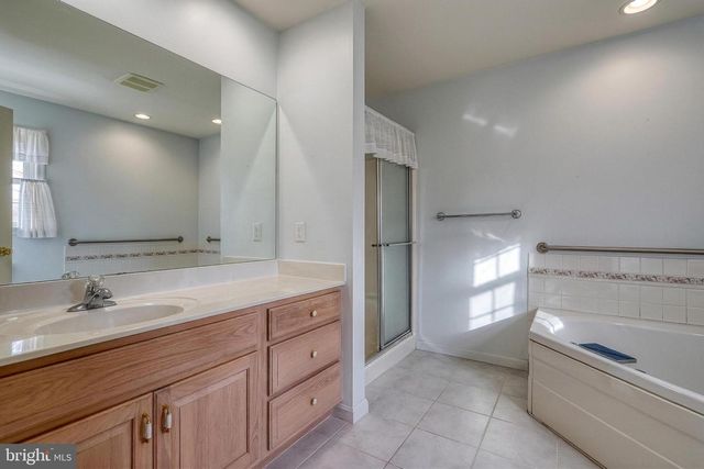 596 BEINHOWER RD, Etters, PA 17319