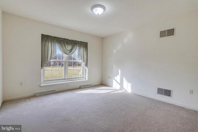 596 BEINHOWER RD, Etters, PA 17319