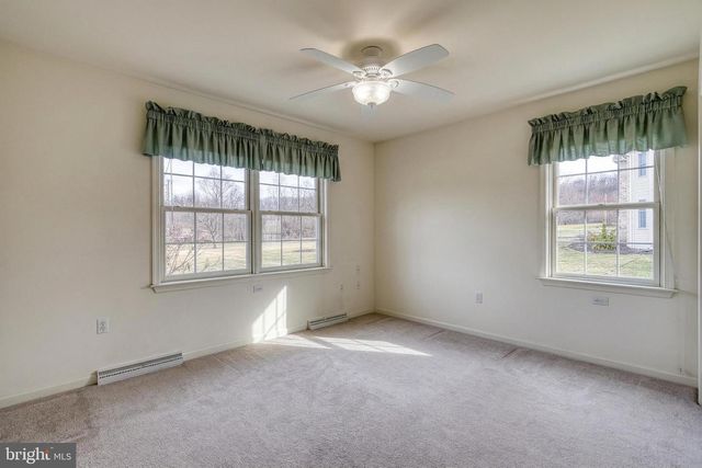 596 BEINHOWER RD, Etters, PA 17319