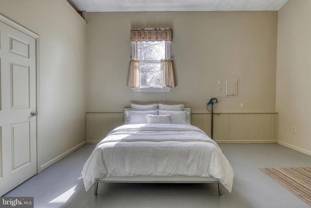 596 BEINHOWER RD, Etters, PA 17319