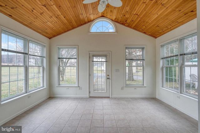 596 BEINHOWER RD, Etters, PA 17319