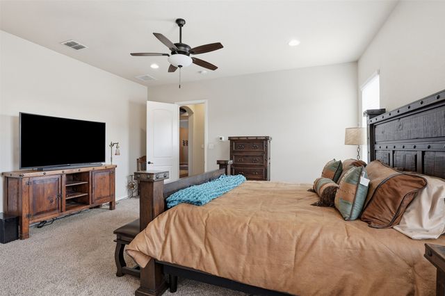 700 Russell Road, Hudson Oaks, TX 76087