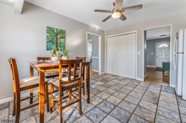 9 Woodland Ter, High Bridge Boro, NJ 08829