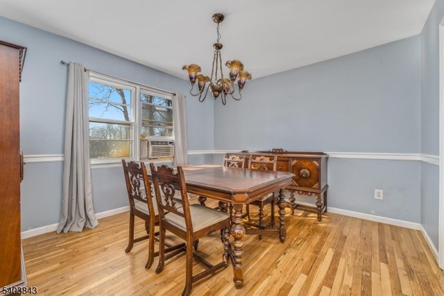 9 Woodland Ter, High Bridge Boro, NJ 08829