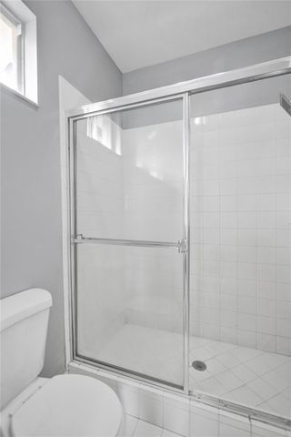 3021 NW 30th Avenue, Oakland Park, FL 33311