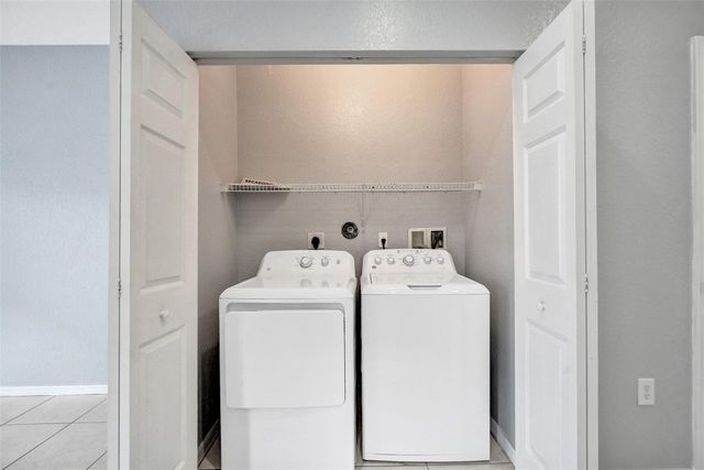 3021 NW 30th Avenue, Oakland Park, FL 33311