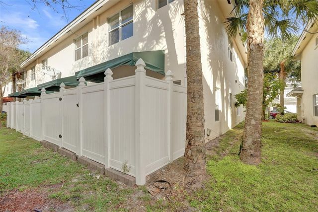 3021 NW 30th Avenue, Oakland Park, FL 33311