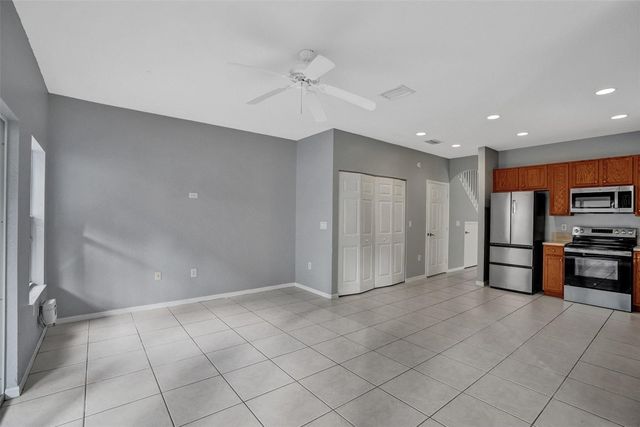 3021 NW 30th Avenue, Oakland Park, FL 33311