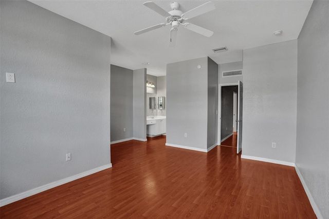 3021 NW 30th Avenue, Oakland Park, FL 33311