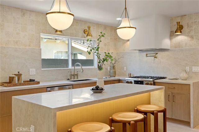 9180 Tropic, Westminster, CA 92683