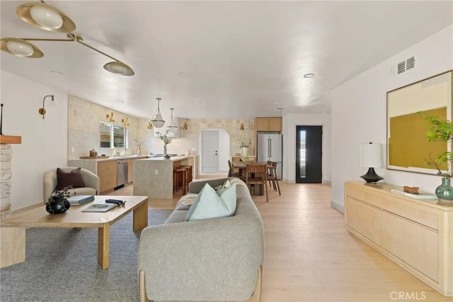 9180 Tropic, Westminster, CA 92683