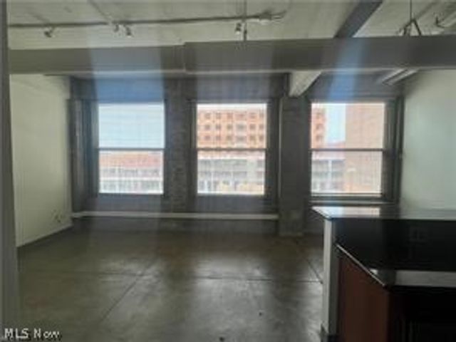 1104 E Prospect Avenue E 305, Cleveland, OH 44115