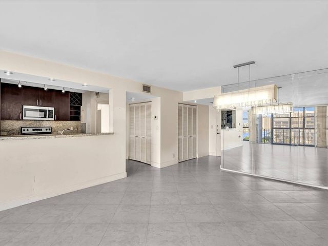 600 Parkview Drive 719, Hallandale Beach, FL 33009