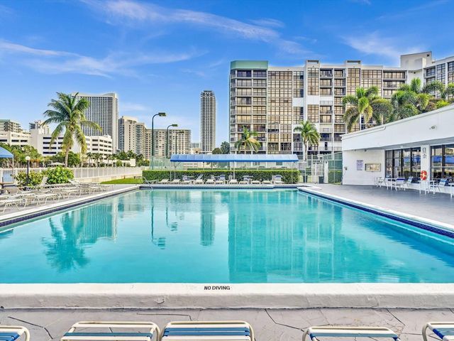 600 Parkview Drive 719, Hallandale Beach, FL 33009