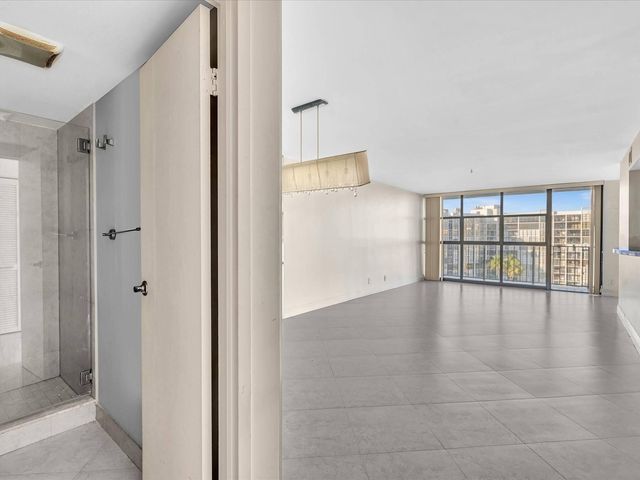 600 Parkview Drive 719, Hallandale Beach, FL 33009