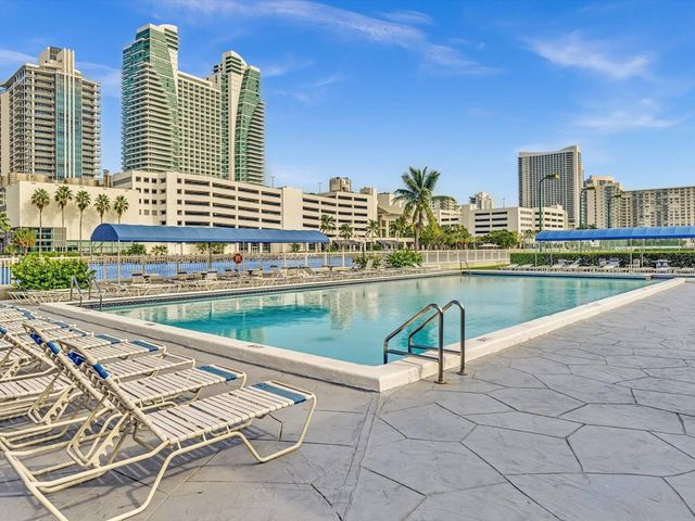 600 Parkview Drive 719, Hallandale Beach, FL 33009