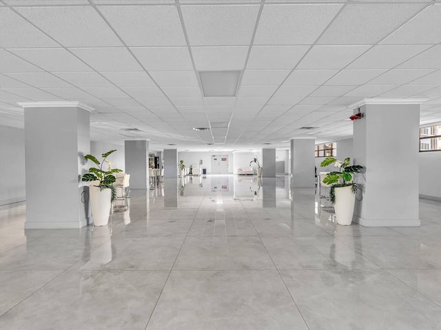 600 Parkview Drive 719, Hallandale Beach, FL 33009