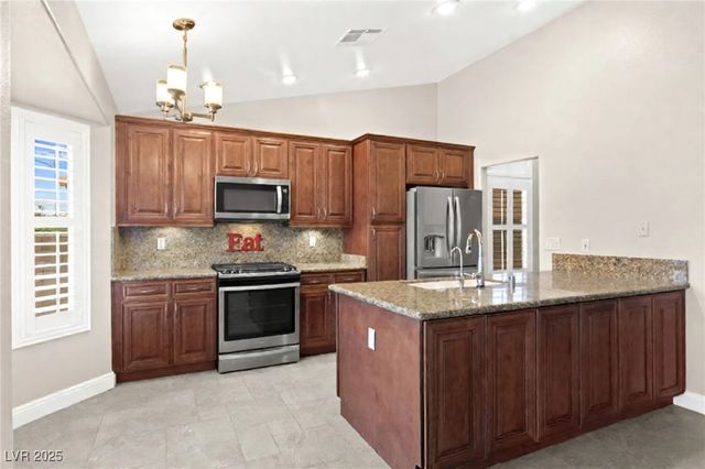 7804 Thorne Pine Avenue, Las Vegas, NV 89131