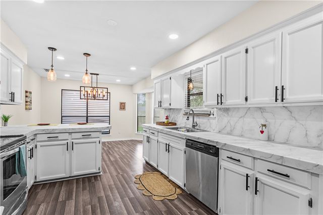 5317 Tartan Cir, Corpus Christi, TX 78413